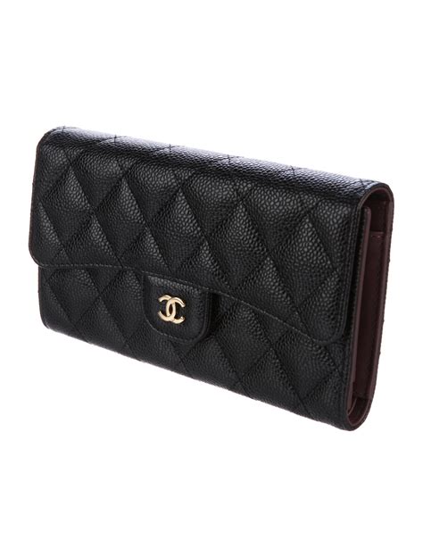 Chanel 2017 Caviar Quilted Trifold Wallet 